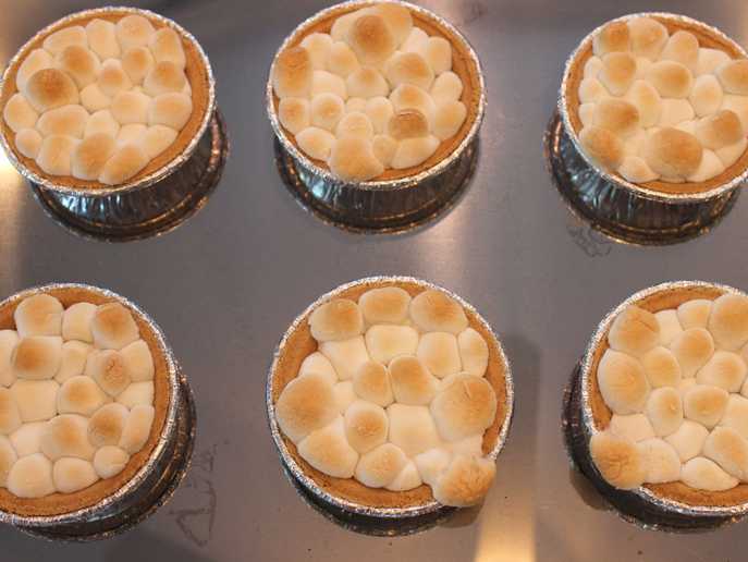 mini s’mores pies on baking sheet from above