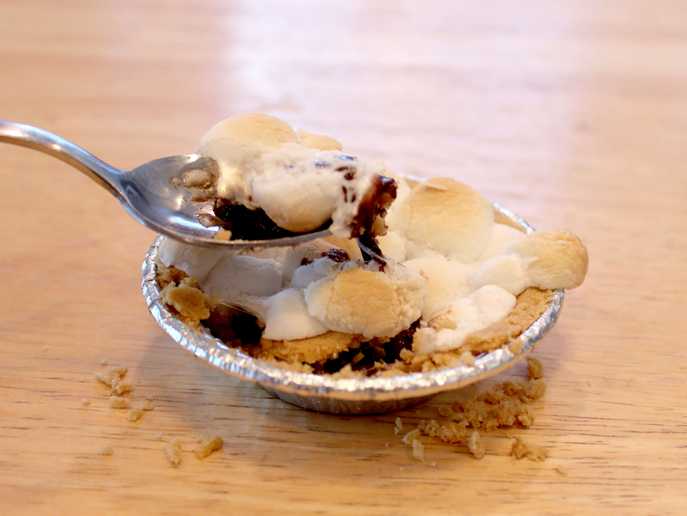 easy mini s’mores pie